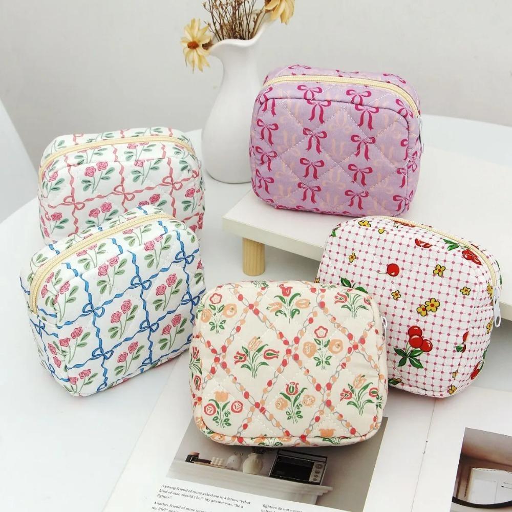 Women Cute Travel Organizer Bags Small Pouch New Fashion Makeup Lipstick Sanitary Napkins Case Mini Cosmetic Storage Pouch