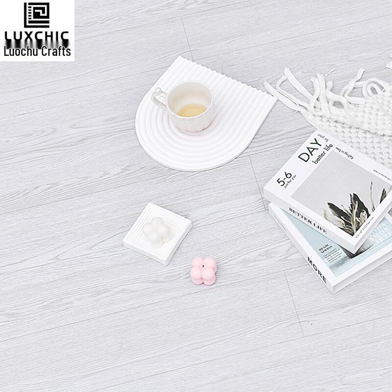 Luxchic SXP Willow Wood Self-Adhesive PVC Flooring