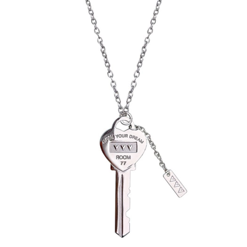 

VVV logo key chain necklace Free