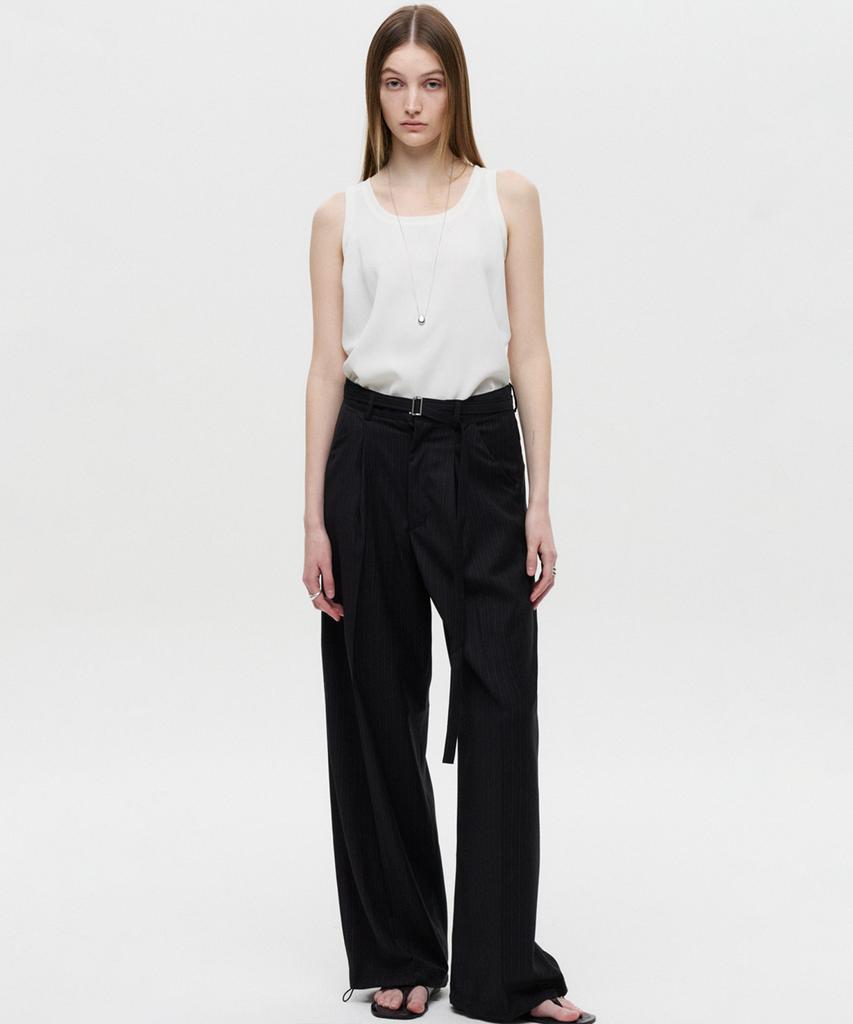 Diaeneseualumeon Belted Striped Slacks Black