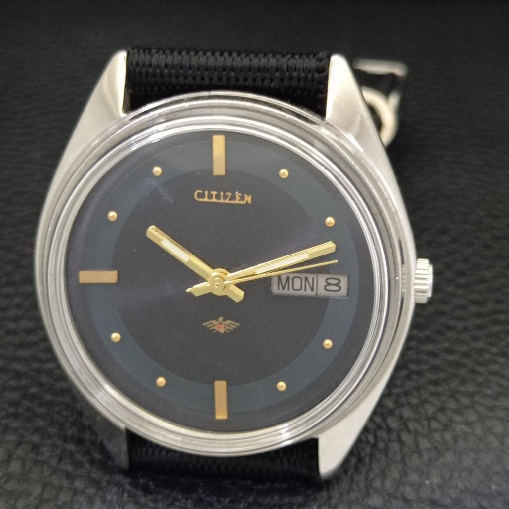 Citizen AUTOMATIC 8200 VINTAGE JAPAN MENS BLACK COLOR DIAL WATCH A702759-1 R210-a702759