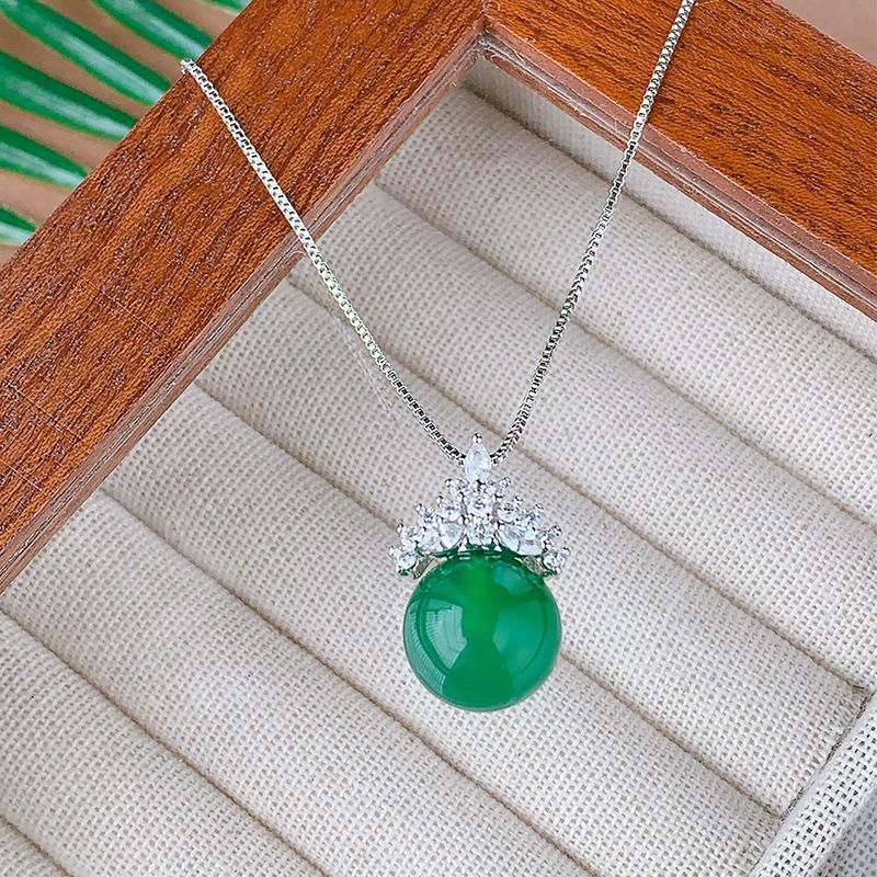 

Осінньо-зимовий набір ювелірних виробів халцедон лід і снігова королева S925 срібні сережки-голки ланцюжок ключиці легкі розкішні універсальні ретро жінки