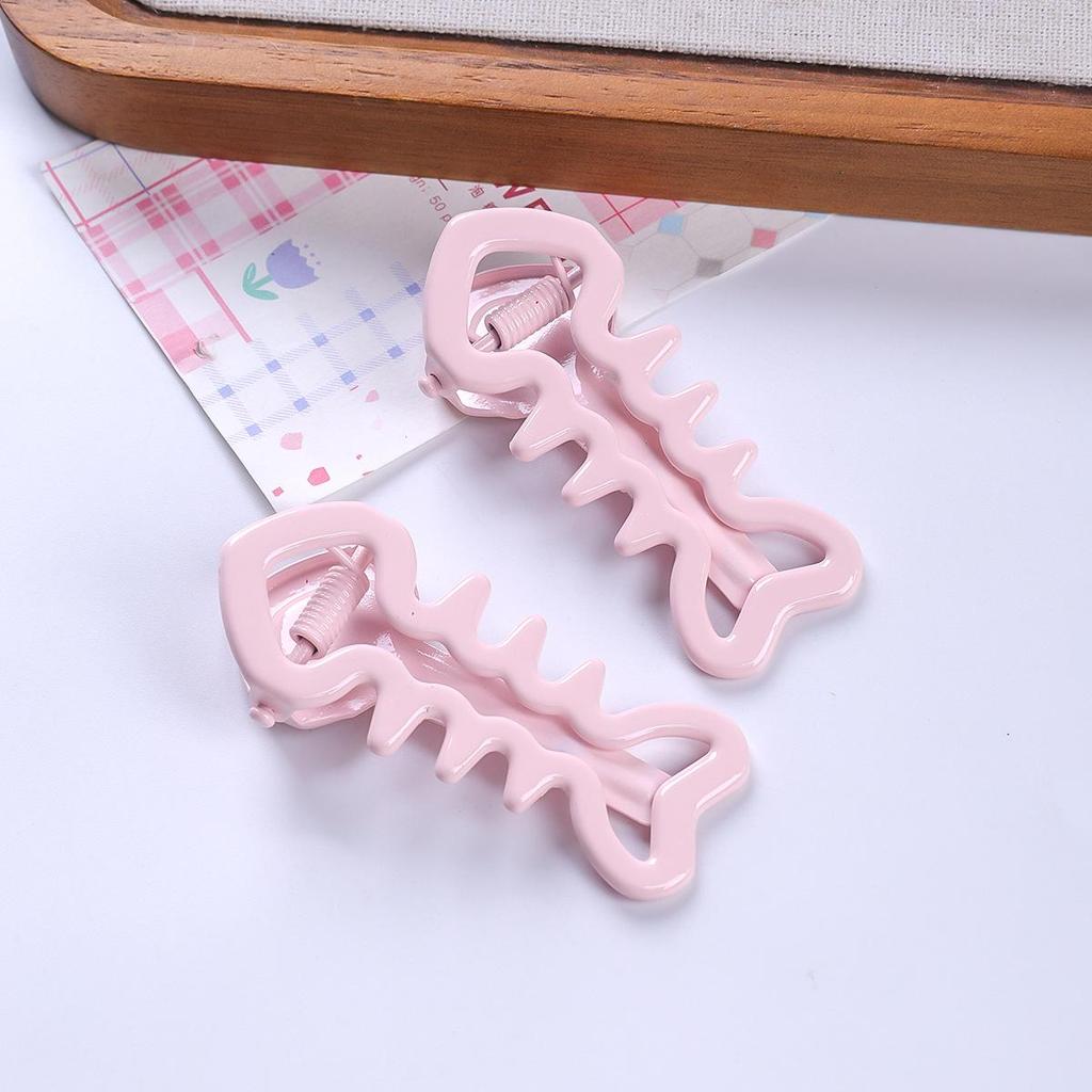 Shiny Seamless Fishbone Hair Clip - High-Quality DIY Accessory for Bangs