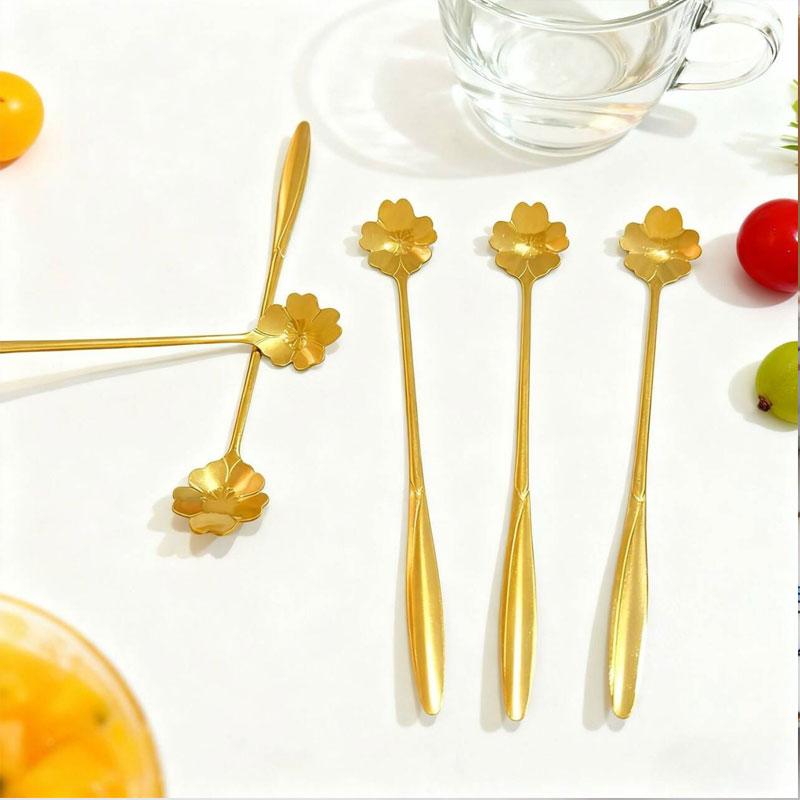 5 pièces Cuillères à Glace Accessoires de Cuisine Ménagers Cuillères à Café à Thé en Acier Inoxydable Cuillère à Dessert Café Florale Cuillère à Thé à Long Manche