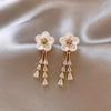 1Pair of Simple French Elegant Delicate Flower Design, Drop-shaped Artificial Glass Inlaid Women's Spring and Summer Vacation Casual Earrings