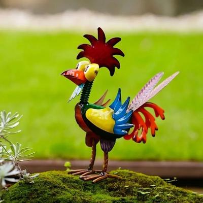 Outdoor Decoration Garden Rooster Statues Yard Art Miniature Metal Rooster Ornaments Iron Rustproof Cockerel Figurines Lawn