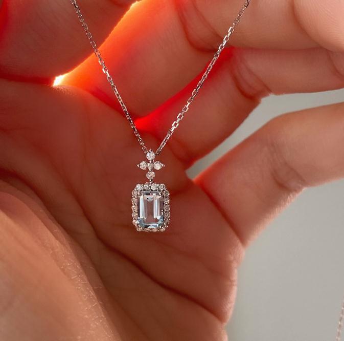 Sapphire Pendant Clavicle Necklace - Women's French Luxury Jewelry