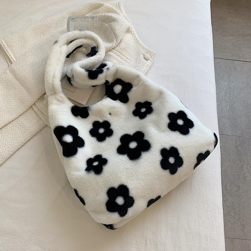 Simple flower plush women's bag 2025 autumn and winter new handbag casual fashion shoulder bag