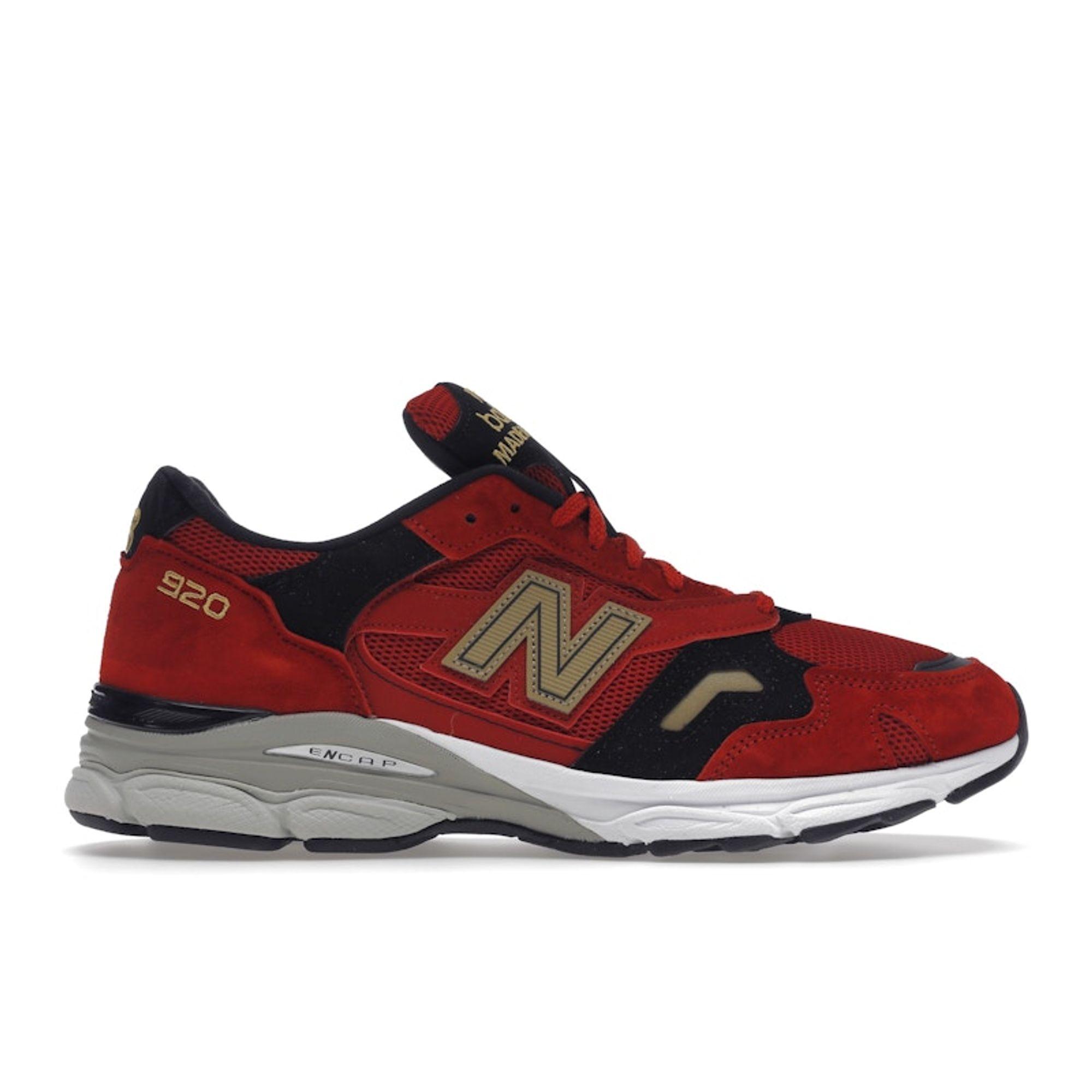 

Кроссовки унисекс New Balance 920 Chinese New Year - Year Of The Ox Red Black Gold M920YOX 41.5