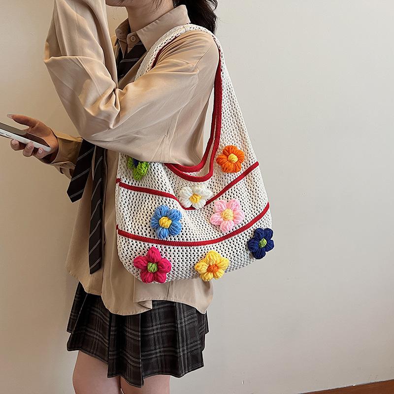 

Сумка подмышку женская новая цветочная модная вязаная сумка для通勤, нишевый дизайн, повседневная полая на плечо, сумка-тоут красный