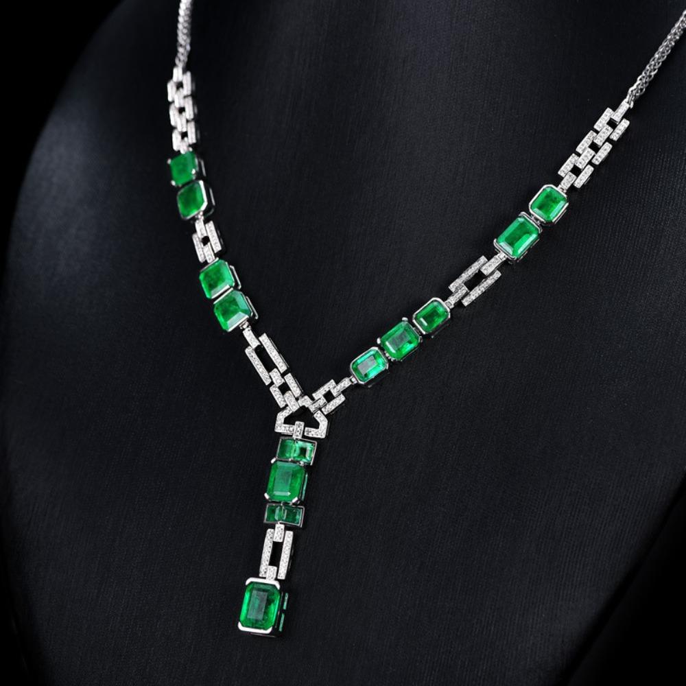 Luxury Simulated Emerald Necklace Set with Micro Paved Diamonds Elegant Women Fashion Jewelry