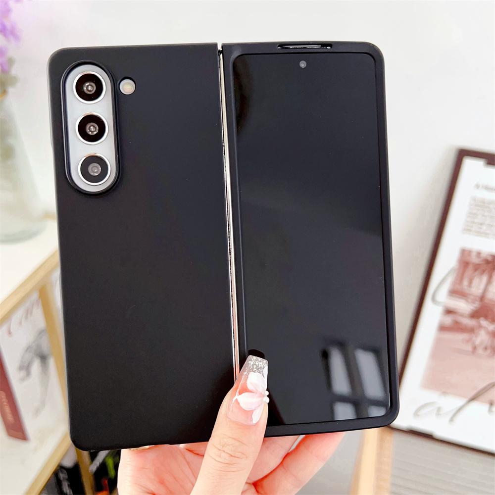 

Матовый, приятный для кожи магнитный чехол Magsafe для Samsung Galaxy Z Flip Z Fold 6 5 4 3 2, жесткий ПК, задняя крышка с беспроводной зарядкой For Samsung Z Fold 2 чёрный