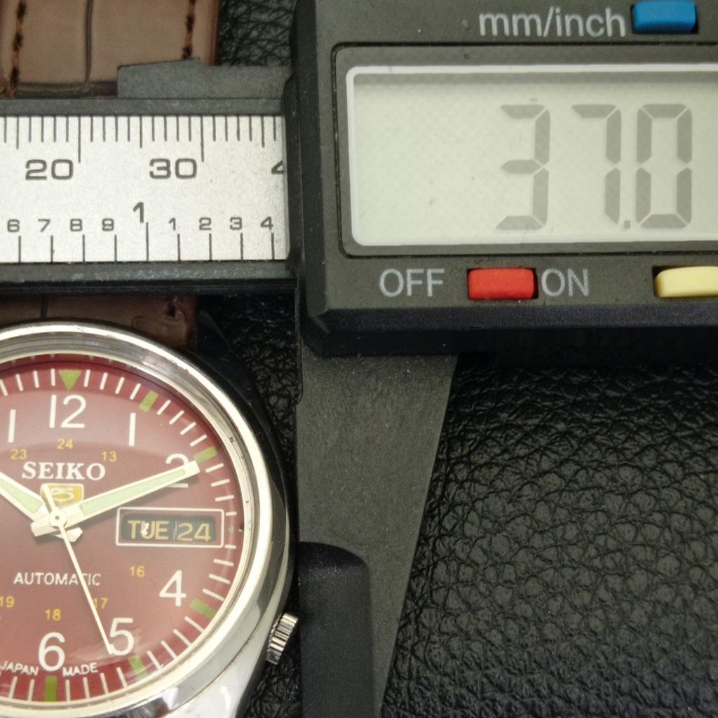 AUTOMATIC 7019A VINTAGE SEIKO 5 JAPAN MENS MAROON COLOR DIAL WATCH A701412-5 R206b-a701412