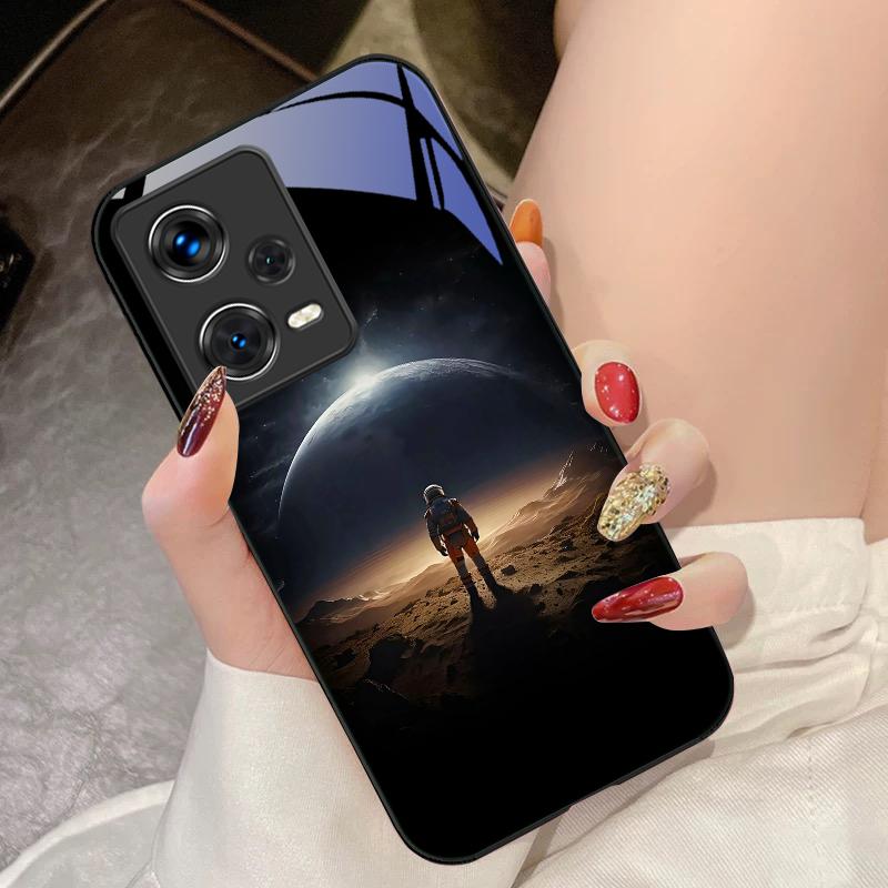 Red Moon Explorer For Xiaomi 14 Ultra 13 Lite Redmi Note 13 11 Pro 12 Plus Poco X6 3 Pro F4 6 GT Tempered Phone Case