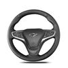 Ręcznie robiona czarna osłona kierownicy ze sztucznej skóry do Chevrolet Malibu XL 2016 2017 Equinox 2017 2018 Buick Velite 5