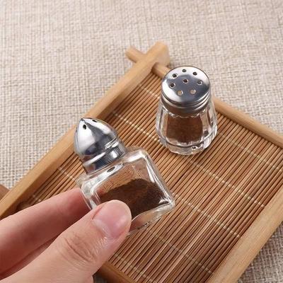 10/15ML Transparent Glass Seasoning Bottle New Mini Storage Container Salt Jar Kitchen Cooking Tool with Lid Spice Jars Picnic