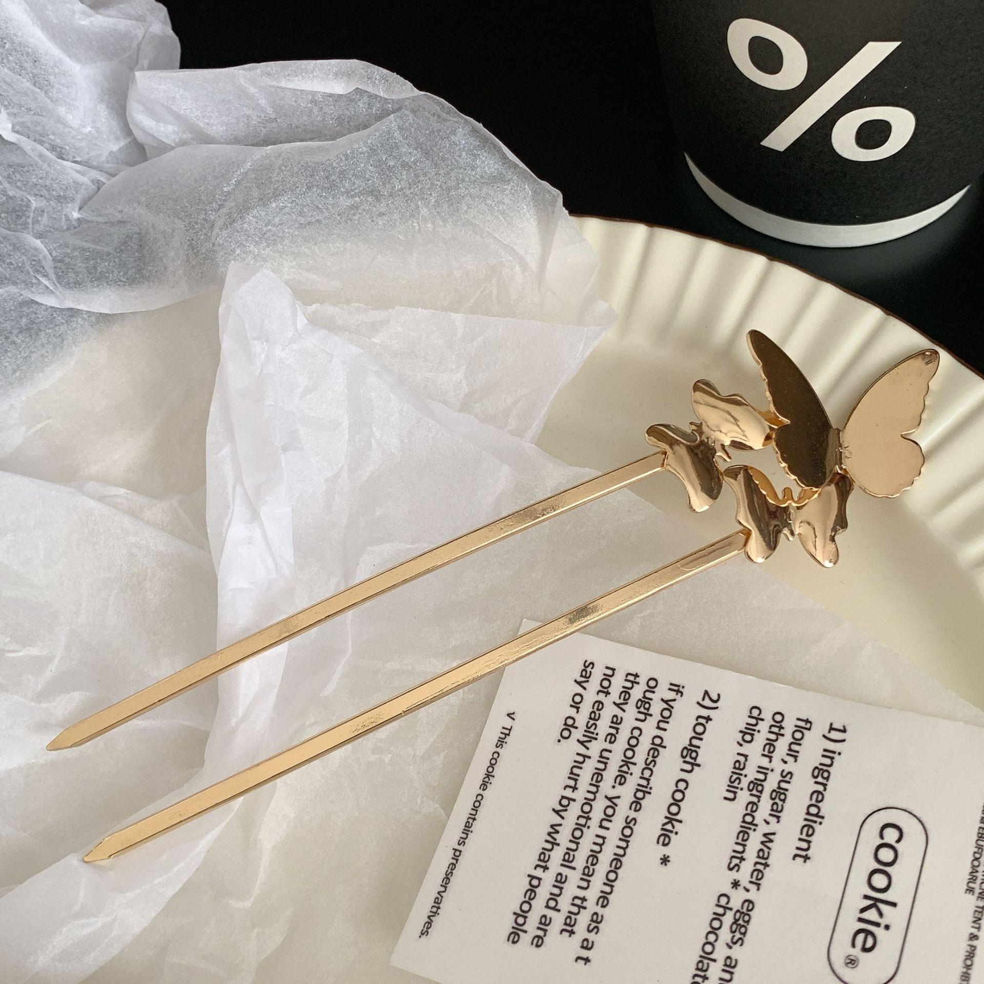 

Exquisite butterfly hair clip, high-end elegant curly hair clip accessory, Chinese style horse face skirt hair accessory Size fits all