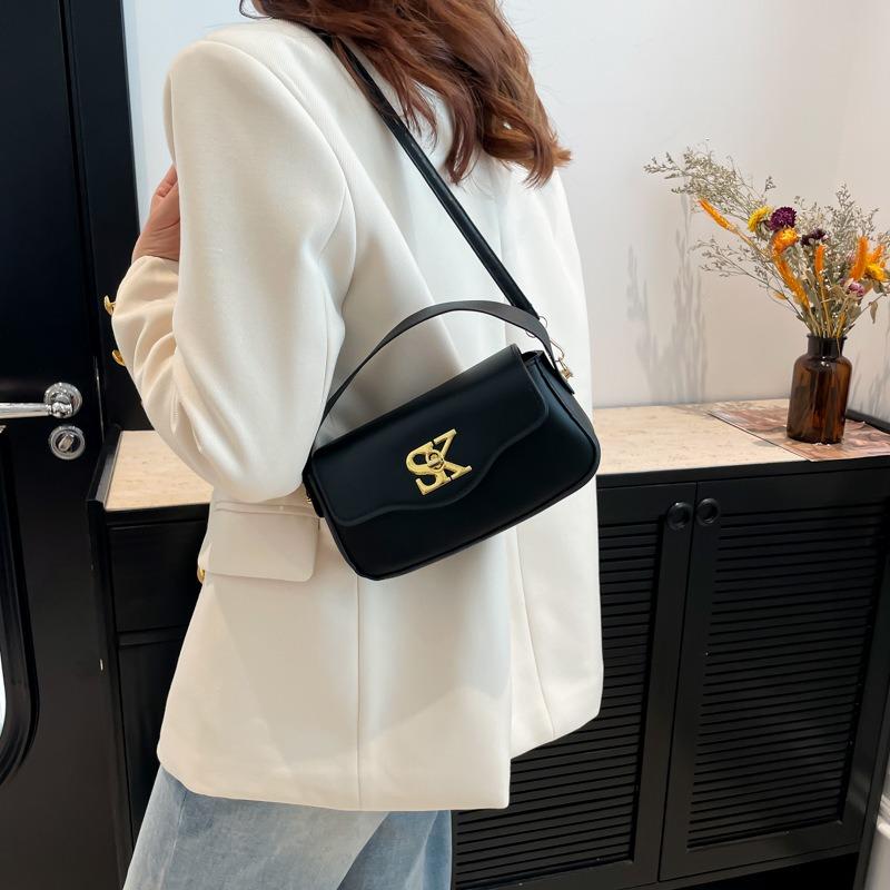 Popular Single Shoulder Armpit Bag Fashion Niche Design Bag Women's Bag New Crossbody Small Square Bag
