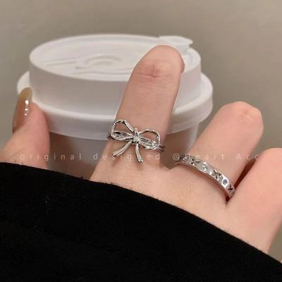 Irregular Bow Ring for Men and Women, Light Luxury, Simple Sweet and Cool Style, Open Index Finger Ring, Fashionable and Personalized Couple Ring