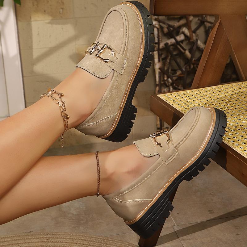 Women's Spring Thick-Soled Platform Slip-On Loafers With Metal Chain Detail, British Style.