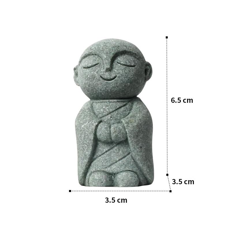 Miniature Monks Figurine Durable Handmade Cute Little Statue for Shrine Bedroom Living Room Car Dashboard Decor