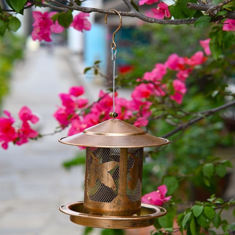 Rostfreier Metall Wildvogelfutterspender Futtertablett Eichhörnchensicheres Design Einfüllbar Aufhänger für Vogelbeobachtung im Garten