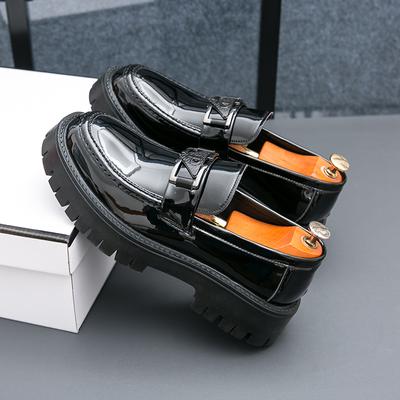 Scarpe da Uomo di Marca alla Moda Scarpe da Lavoro Britanniche Comode Casual Basse Suola Spessa Mocassini in Pelle Lucidi Trendy Calzature da Uomo Eleganti