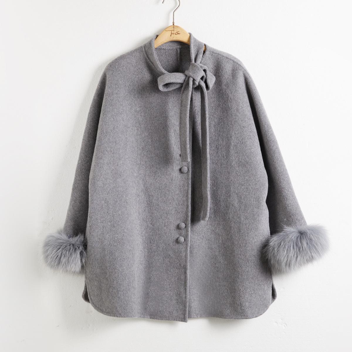 

Шанхайское двустороннее шерстяное пальто Laneige с рукавами из лисьего меха 240898 Small серый