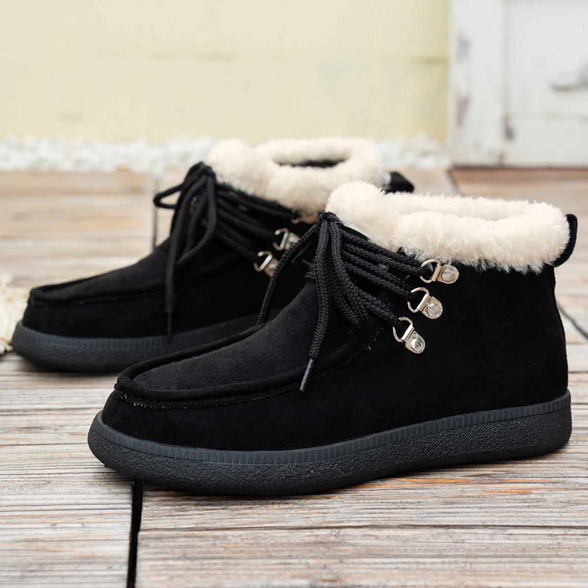 

Замшевые бархатные ботинки для снега на шнуровке, импортные зимние ботинки 2024 года, теплые, с толстой подошвой, большие размеры, утолщенные, короткие, женские ботинки в британском стиле 36 чёрный