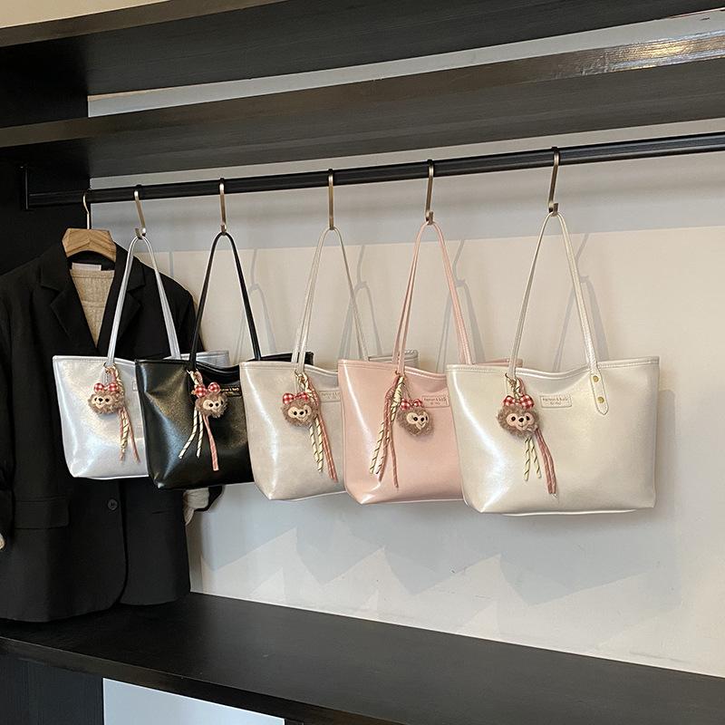 Simple and Explosive Tote Bag Large-capacity Women's 2025 New Casual Commuting Shoulder Bag High-end Underarm Bag