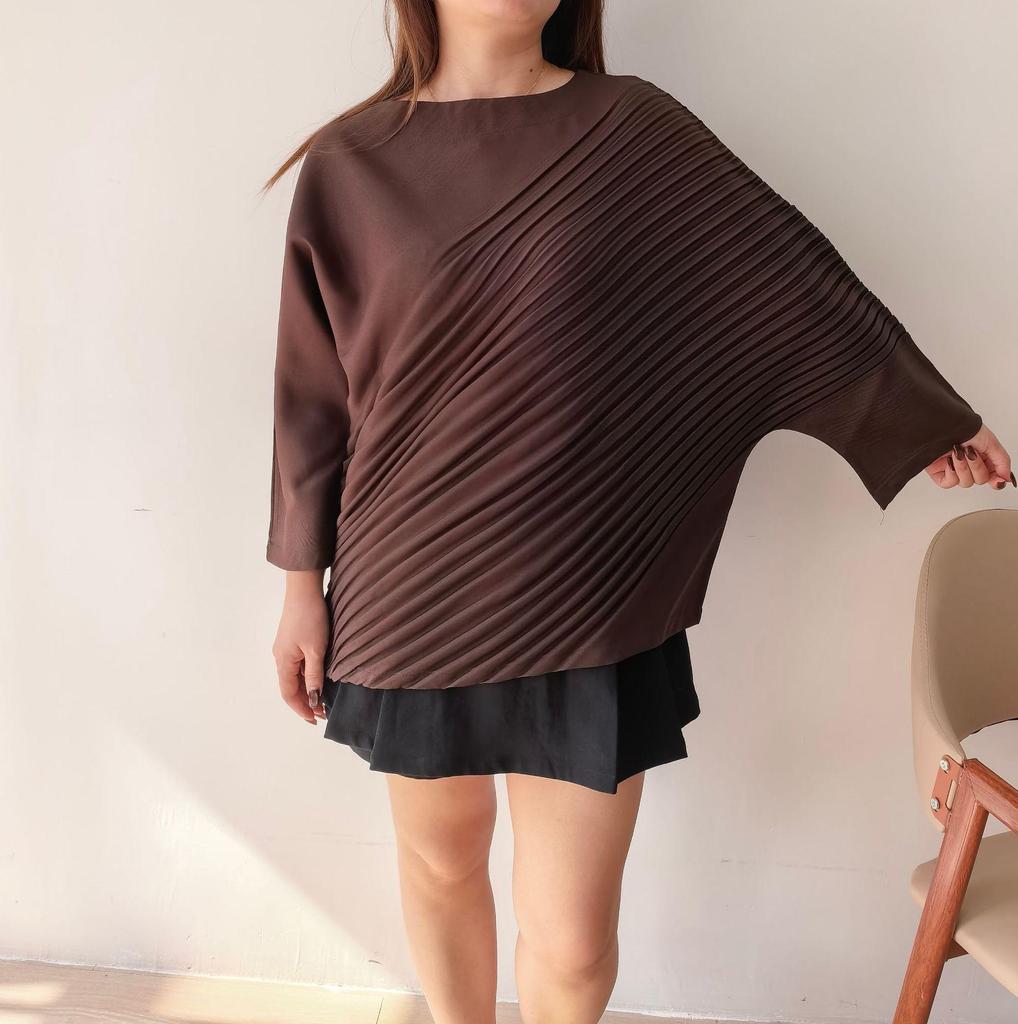 2026 Spring New Miyake High-End Irregular Pleated Plus Size Loose Casual Top