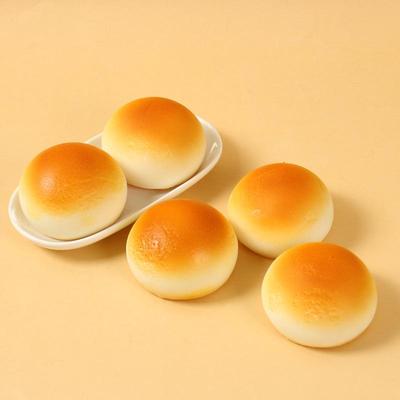 Goldenes Mantou Brot Modell Quetschspielzeug - Essensdekoration & Stressabbau