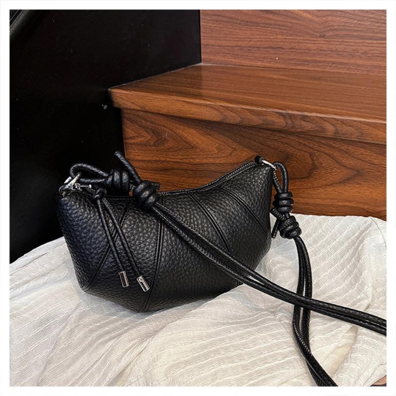 

New niche dumpling bag, female sen cute trend fashion dumpling bag feeling single shoulder messenger bag чорний