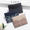 Portafoglio YADAS da Donna in PU con Monogramma Ovale e Zip Multi-Carte