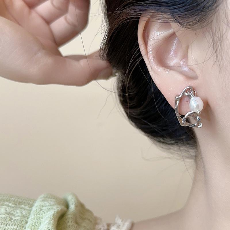 New Asymmetric Hollow Water Drop Dangle Earrings Silver Color Irregular Metal Geometric Statement Hanging Earrings Brincos