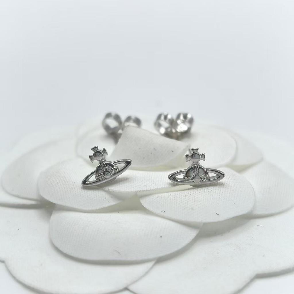 Empress Dowager Cixi Glossy Saturn Mini Stud Earrings: Elegant, Simple Design for Women