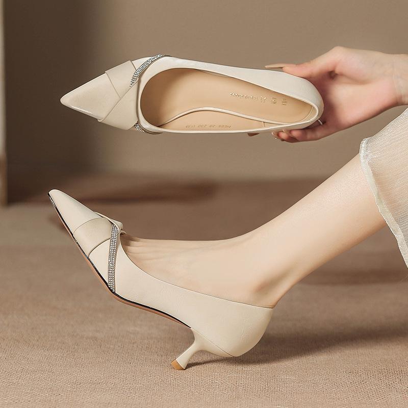 

Туфли для хостес, низкий каблук, высокий каблук, женский темперамент с блестящим ремнем-бриллиантом в одно слово, женская обувь в стиле легкой роскоши - новинка 39 абрикосовый