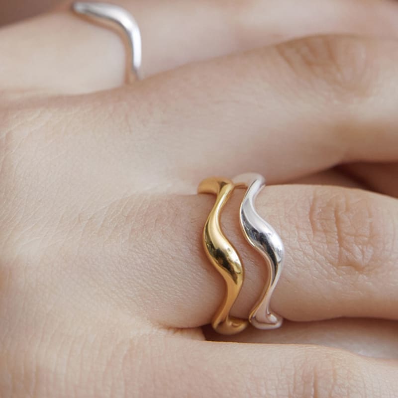 Tatiana (Silver 925) Ripple Ring CR1839