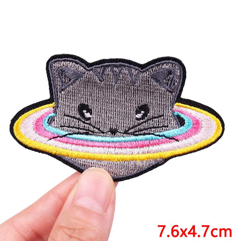 Regnbåge/BokstavsPatch Planet/UFO BroderiPatch Stryk på Patchar För Kläder Tecknad Broderad Patch På Kläder Strykning DIY