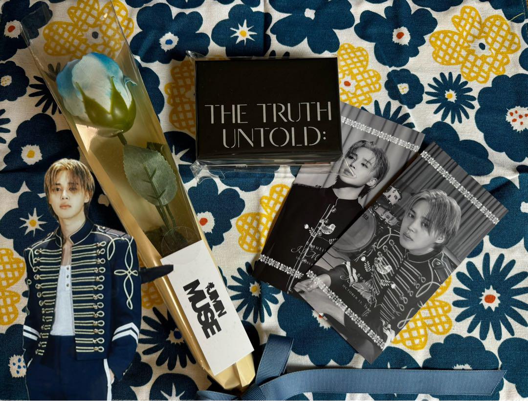 

[USED] BTS Jimin Exhibition The Truth Untold
