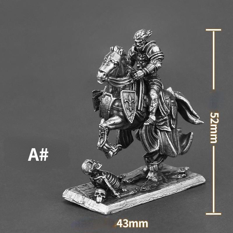 Metal War Chess Pieces Mediaeval Knights Army Cavalry Soldier Toy Figure Board Game Car Decoration
