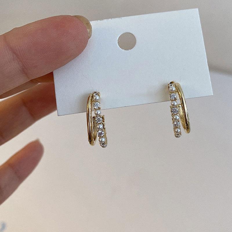 

Pearl Earrings Female Retro Fashion C-shaped Simple Pearl Earrings for Women Suitable for Birthday Party Gifts Earrings Tide