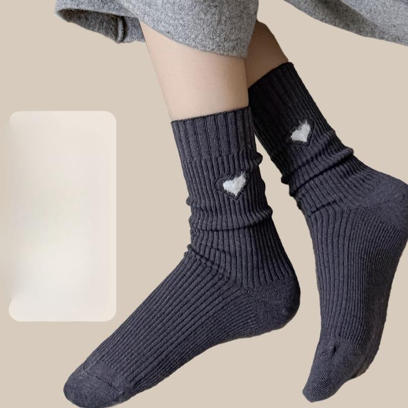 Boneless Cashmere Socks, Thickened Warm Mid-calf Socks, Thickened Heart-embroidered Warm Pile Socks for Autumn and Winter