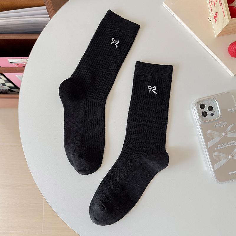 

Women s Spring and Summer Pure Cotton Striped College Wind Tube Pile Socks 1 pair чорний