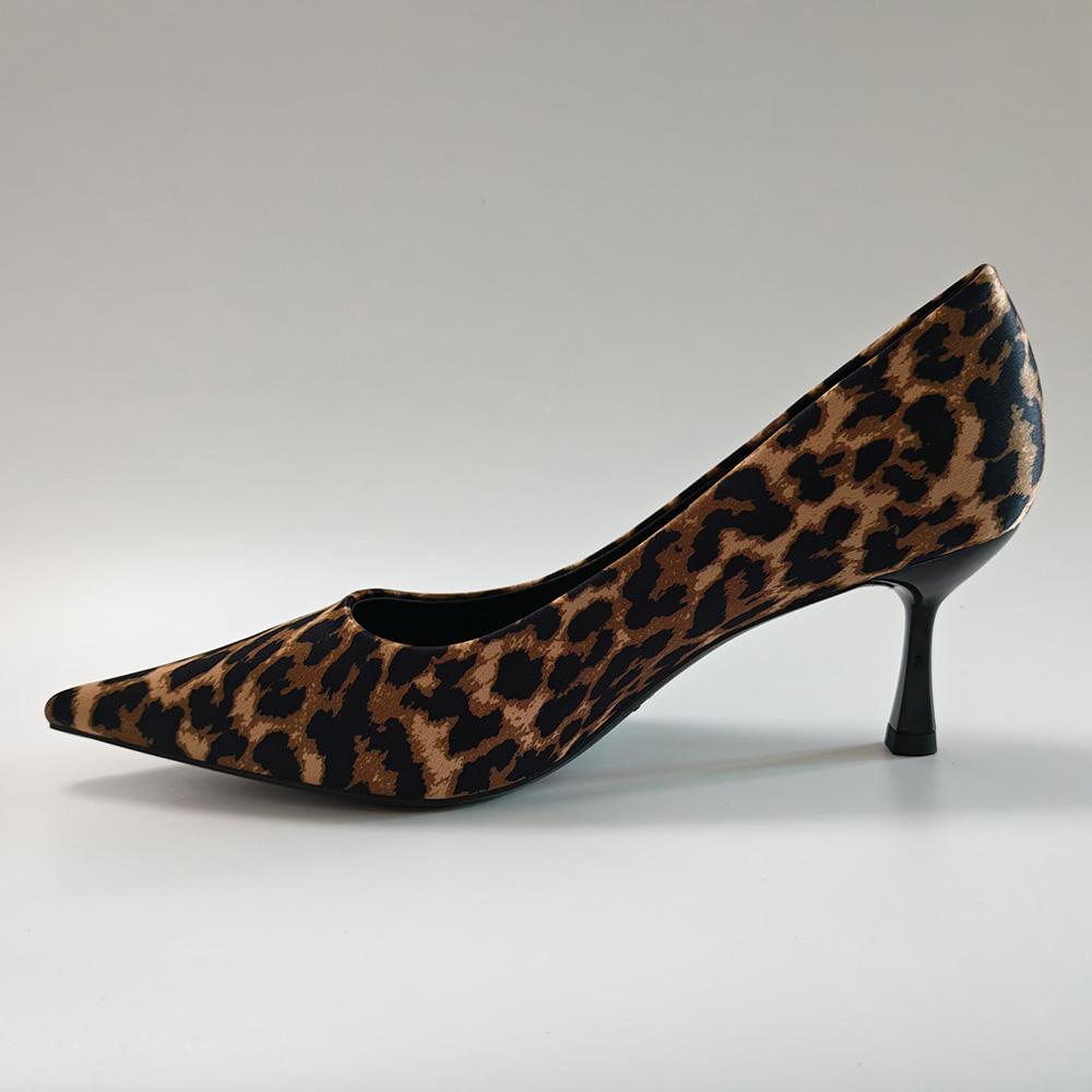 Women Leopard Print Pointed Toe Pumps Kitten Heels 7cm Dress Shoes for Office Wedding Party
