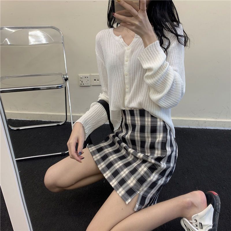 Korean Style Long Sleeve Knitted Cardigan for Women Outerwear College Style Casual Knitted Sweater Thin Coat for Spring and Autumn Seasons