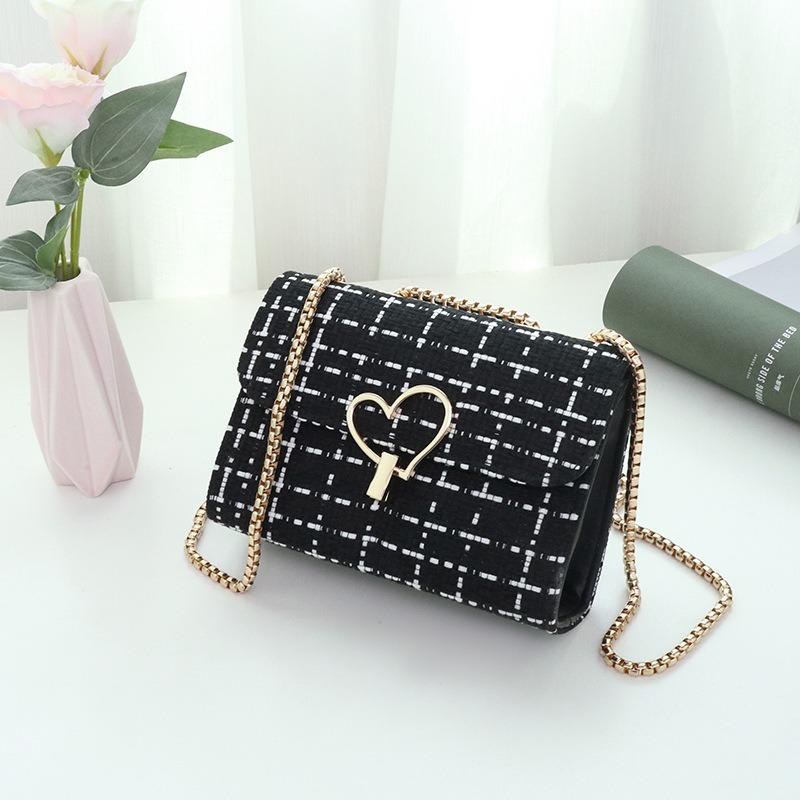 Women's Bag New Shoulder Bag Contrasting Color Woven Small Square Bag Love Chain Messenger Bag Mobile Phone Bag One Piece Generation