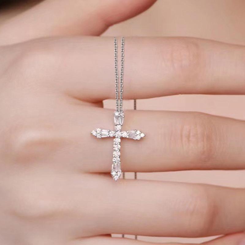

Huitan Classic Cross Pendant Necklace O Chain Necklace for Women Silver Color Statement Neck Accessories Timeless Style 45cm