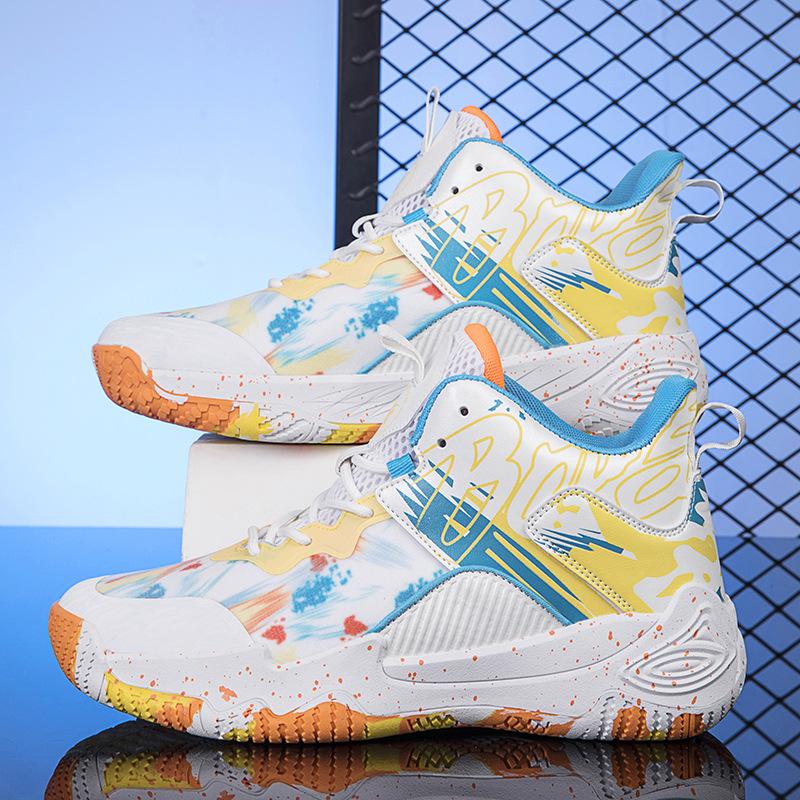 A pair of new mandarin duck basketball shoes, men's high-top combat boots, sports shoes, student cement floor actual combat trend sports shoes