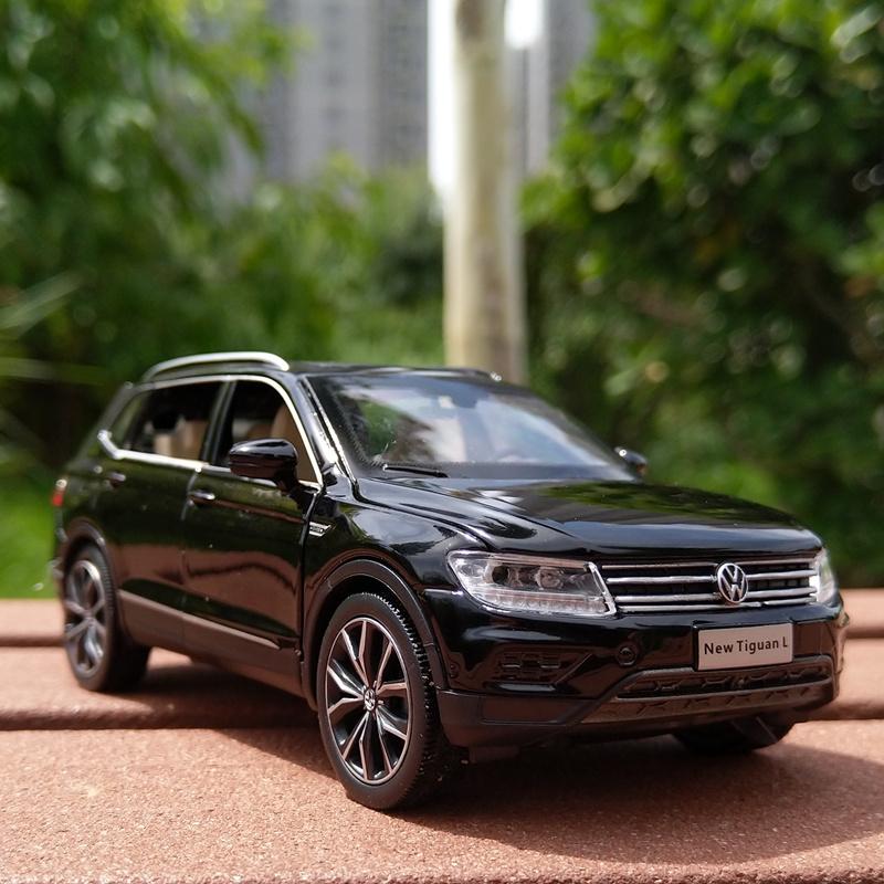 1/32 Scale Tiguan L Diecast Alloy Model Car, Μοντέλο Παιχνίδι Αυτοκινήτου με Ήχο και Φως, Παιχνίδι Παιδικού Αυτοκινήτου Pull Back, Εκθέσεις συλλογής δώρων διακοπών